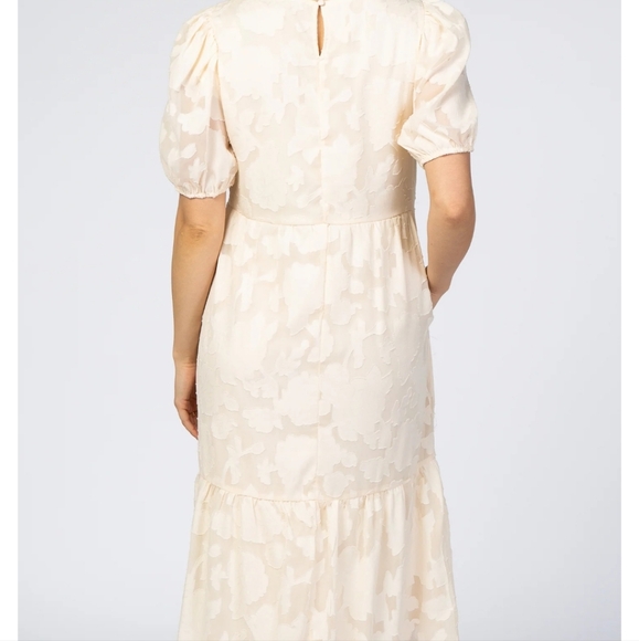 NWT Cream Flocked Floral Maternity Nursing Dress Size 1XL - Picture 3 of 9